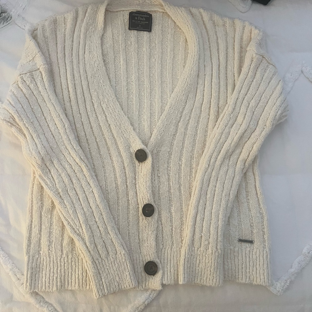 Abercrombie Women's Cream Cardigan